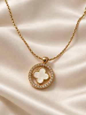 Aurelia Luxe™ Crystal Clover Halo Necklace