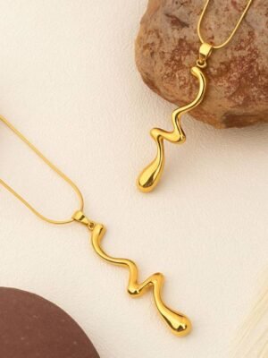 Aurelia Luxe™ Golden Flow Drop Necklace