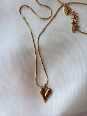 Aurelia Luxe™ Sculpted Heart & Golden Bead Chain Necklace