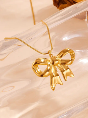 Aurelia Luxe Golden Bow Ribbon Necklace